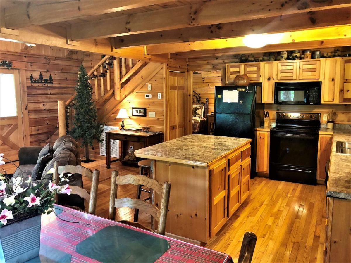 Bear Pleasures Cabin Willa Gatlinburg Zewnętrze zdjęcie